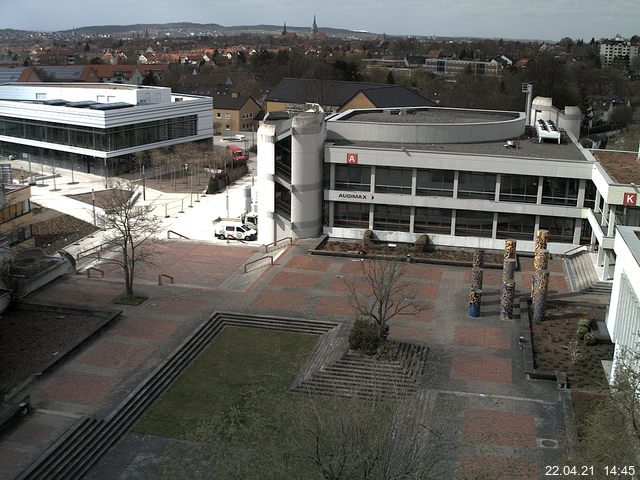 Foto der Webcam: Verwaltungsgeb&auml;ude, Innenhof mit Audimax, H&ouml;rsaal-Geb&auml;ude 1