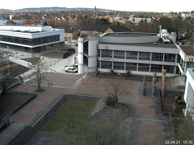 Foto der Webcam: Verwaltungsgeb&auml;ude, Innenhof mit Audimax, H&ouml;rsaal-Geb&auml;ude 1
