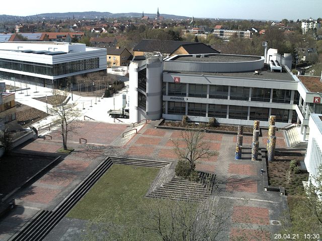 Foto der Webcam: Verwaltungsgeb&auml;ude, Innenhof mit Audimax, H&ouml;rsaal-Geb&auml;ude 1