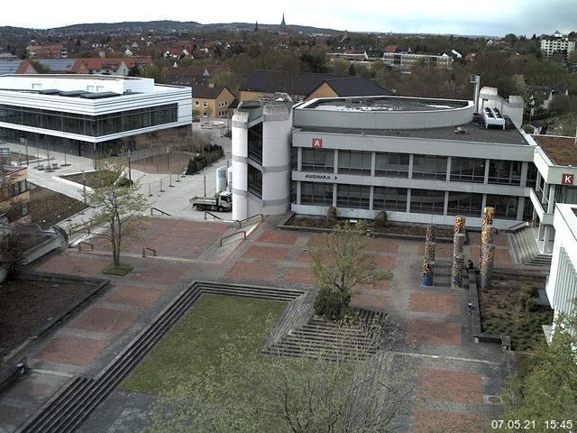 Foto der Webcam: Verwaltungsgeb&auml;ude, Innenhof mit Audimax, H&ouml;rsaal-Geb&auml;ude 1
