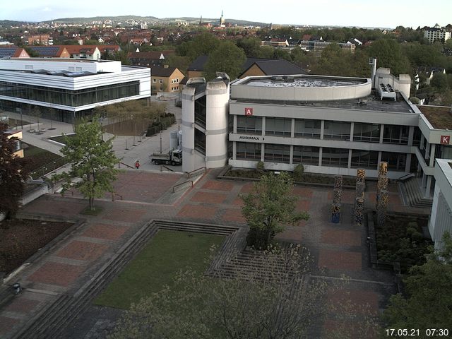 Foto der Webcam: Verwaltungsgeb&auml;ude, Innenhof mit Audimax, H&ouml;rsaal-Geb&auml;ude 1