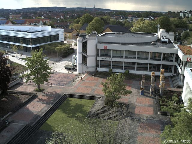 Foto der Webcam: Verwaltungsgeb&auml;ude, Innenhof mit Audimax, H&ouml;rsaal-Geb&auml;ude 1