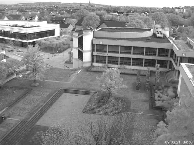 Foto der Webcam: Verwaltungsgeb&auml;ude, Innenhof mit Audimax, H&ouml;rsaal-Geb&auml;ude 1