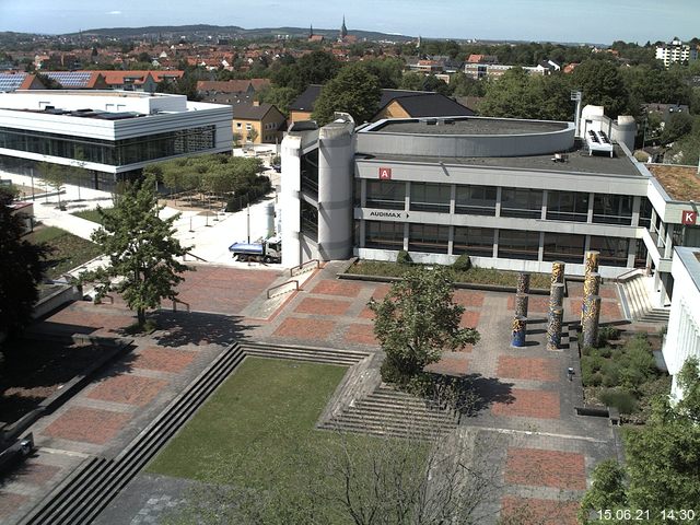 Foto der Webcam: Verwaltungsgeb&auml;ude, Innenhof mit Audimax, H&ouml;rsaal-Geb&auml;ude 1