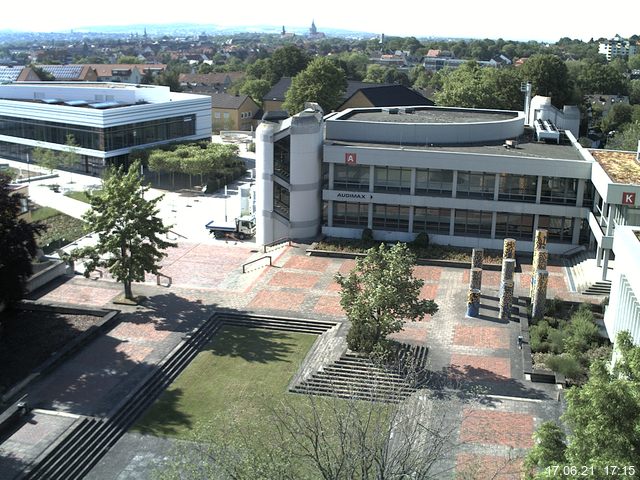 Foto der Webcam: Verwaltungsgeb&auml;ude, Innenhof mit Audimax, H&ouml;rsaal-Geb&auml;ude 1