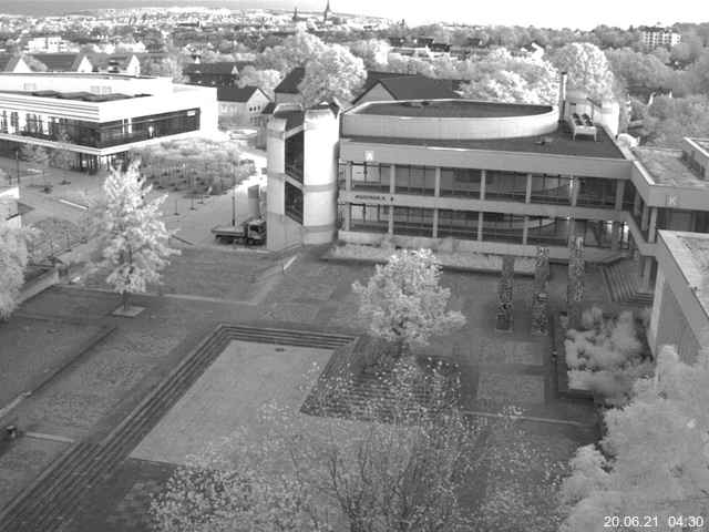 Foto der Webcam: Verwaltungsgeb&auml;ude, Innenhof mit Audimax, H&ouml;rsaal-Geb&auml;ude 1