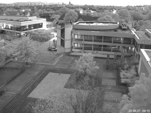 Foto der Webcam: Verwaltungsgeb&auml;ude, Innenhof mit Audimax, H&ouml;rsaal-Geb&auml;ude 1