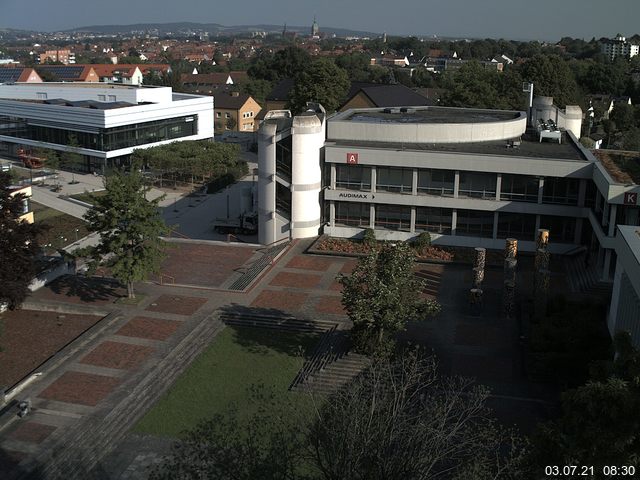 Foto der Webcam: Verwaltungsgeb&auml;ude, Innenhof mit Audimax, H&ouml;rsaal-Geb&auml;ude 1
