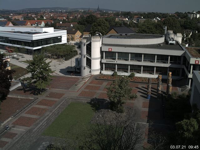 Foto der Webcam: Verwaltungsgeb&auml;ude, Innenhof mit Audimax, H&ouml;rsaal-Geb&auml;ude 1
