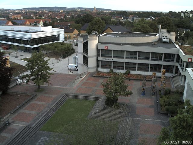 Foto der Webcam: Verwaltungsgeb&auml;ude, Innenhof mit Audimax, H&ouml;rsaal-Geb&auml;ude 1