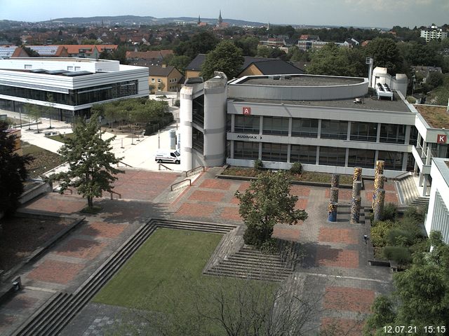 Foto der Webcam: Verwaltungsgeb&auml;ude, Innenhof mit Audimax, H&ouml;rsaal-Geb&auml;ude 1