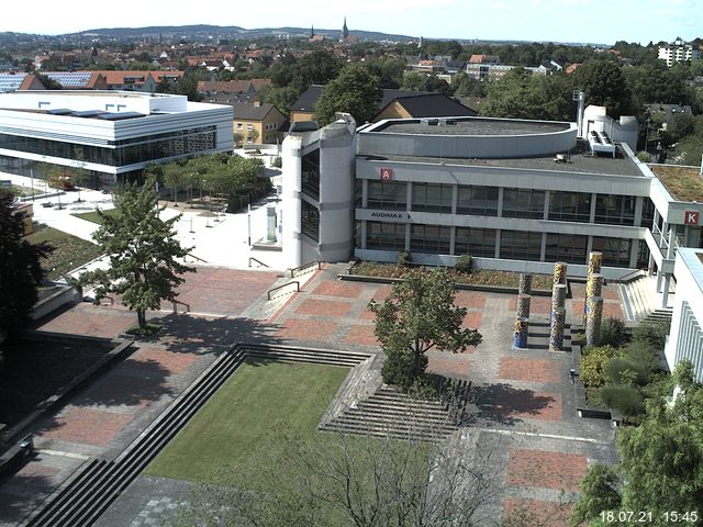 Foto der Webcam: Verwaltungsgeb&auml;ude, Innenhof mit Audimax, H&ouml;rsaal-Geb&auml;ude 1