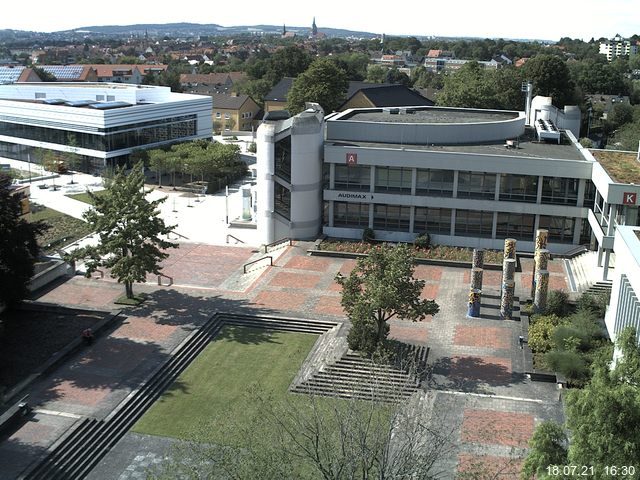 Foto der Webcam: Verwaltungsgeb&auml;ude, Innenhof mit Audimax, H&ouml;rsaal-Geb&auml;ude 1