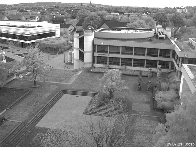 Foto der Webcam: Verwaltungsgeb&auml;ude, Innenhof mit Audimax, H&ouml;rsaal-Geb&auml;ude 1