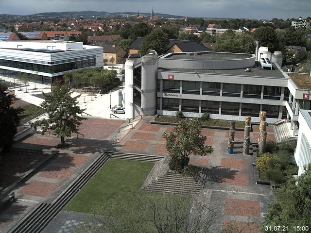 Foto der Webcam: Verwaltungsgeb&auml;ude, Innenhof mit Audimax, H&ouml;rsaal-Geb&auml;ude 1