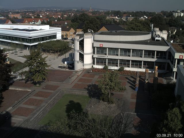 Foto der Webcam: Verwaltungsgeb&auml;ude, Innenhof mit Audimax, H&ouml;rsaal-Geb&auml;ude 1