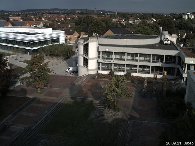 Foto der Webcam: Verwaltungsgeb&auml;ude, Innenhof mit Audimax, H&ouml;rsaal-Geb&auml;ude 1