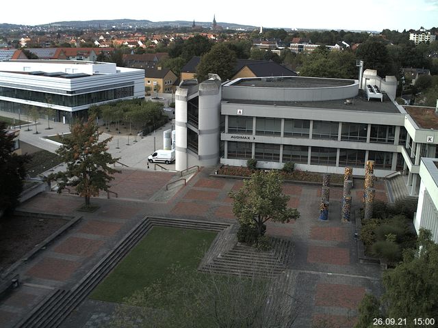 Foto der Webcam: Verwaltungsgeb&auml;ude, Innenhof mit Audimax, H&ouml;rsaal-Geb&auml;ude 1