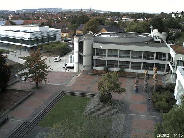 Foto der Webcam: Verwaltungsgeb&auml;ude, Innenhof mit Audimax, H&ouml;rsaal-Geb&auml;ude 1