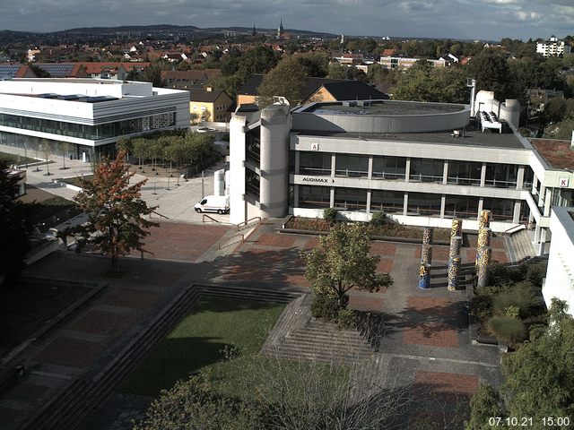 Foto der Webcam: Verwaltungsgeb&auml;ude, Innenhof mit Audimax, H&ouml;rsaal-Geb&auml;ude 1