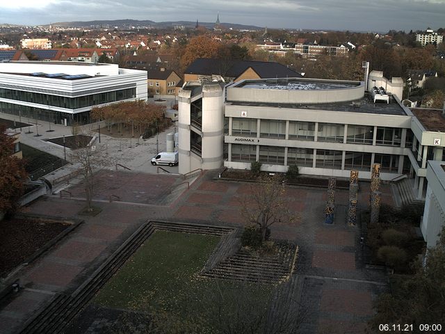 Foto der Webcam: Verwaltungsgeb&auml;ude, Innenhof mit Audimax, H&ouml;rsaal-Geb&auml;ude 1