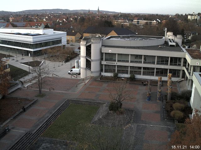 Foto der Webcam: Verwaltungsgeb&auml;ude, Innenhof mit Audimax, H&ouml;rsaal-Geb&auml;ude 1