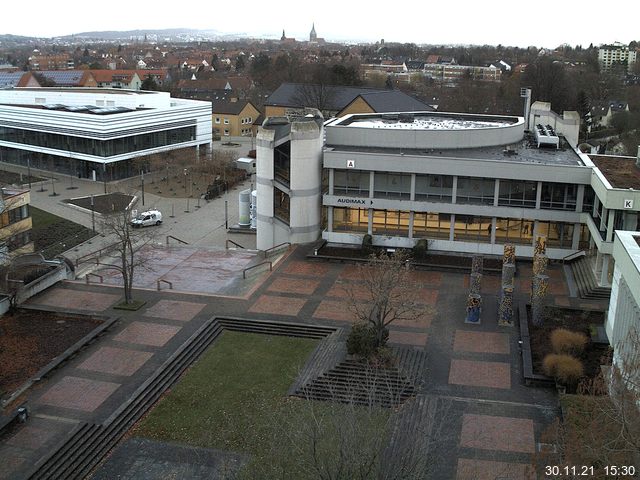 Foto der Webcam: Verwaltungsgeb&auml;ude, Innenhof mit Audimax, H&ouml;rsaal-Geb&auml;ude 1