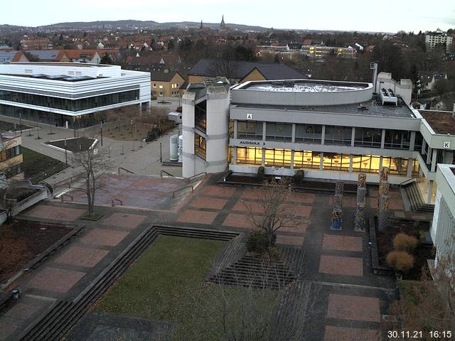 Foto der Webcam: Verwaltungsgeb&auml;ude, Innenhof mit Audimax, H&ouml;rsaal-Geb&auml;ude 1
