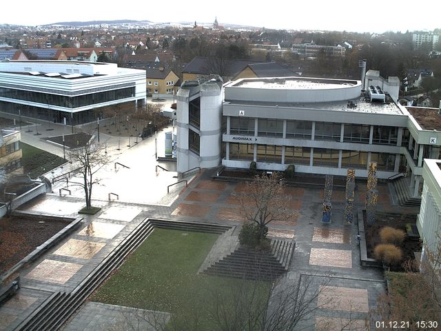 Foto der Webcam: Verwaltungsgeb&auml;ude, Innenhof mit Audimax, H&ouml;rsaal-Geb&auml;ude 1