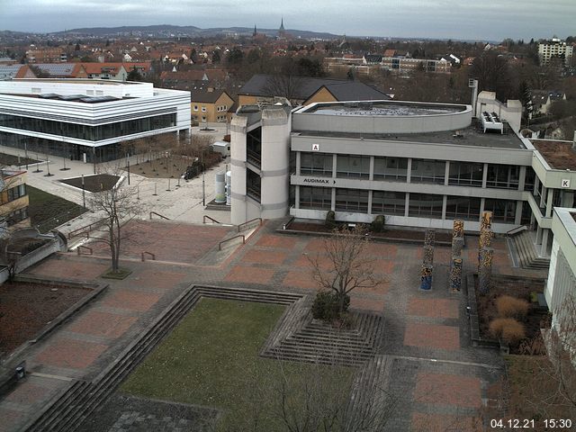 Foto der Webcam: Verwaltungsgeb&auml;ude, Innenhof mit Audimax, H&ouml;rsaal-Geb&auml;ude 1