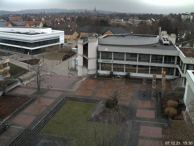 Foto der Webcam: Verwaltungsgeb&auml;ude, Innenhof mit Audimax, H&ouml;rsaal-Geb&auml;ude 1