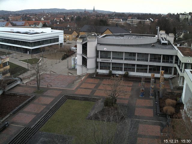 Foto der Webcam: Verwaltungsgeb&auml;ude, Innenhof mit Audimax, H&ouml;rsaal-Geb&auml;ude 1