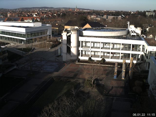 Foto der Webcam: Verwaltungsgeb&auml;ude, Innenhof mit Audimax, H&ouml;rsaal-Geb&auml;ude 1