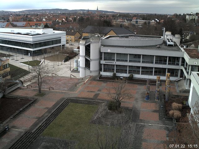 Foto der Webcam: Verwaltungsgeb&auml;ude, Innenhof mit Audimax, H&ouml;rsaal-Geb&auml;ude 1