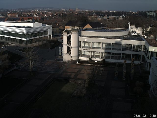 Foto der Webcam: Verwaltungsgeb&auml;ude, Innenhof mit Audimax, H&ouml;rsaal-Geb&auml;ude 1