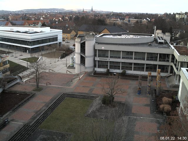 Foto der Webcam: Verwaltungsgeb&auml;ude, Innenhof mit Audimax, H&ouml;rsaal-Geb&auml;ude 1