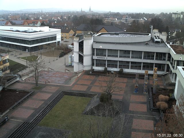 Foto der Webcam: Verwaltungsgeb&auml;ude, Innenhof mit Audimax, H&ouml;rsaal-Geb&auml;ude 1