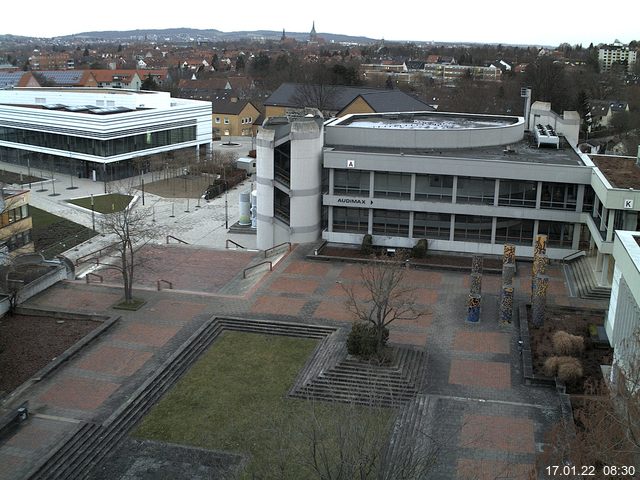 Foto der Webcam: Verwaltungsgeb&auml;ude, Innenhof mit Audimax, H&ouml;rsaal-Geb&auml;ude 1