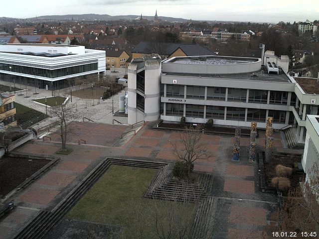 Foto der Webcam: Verwaltungsgeb&auml;ude, Innenhof mit Audimax, H&ouml;rsaal-Geb&auml;ude 1