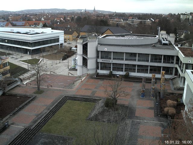 Foto der Webcam: Verwaltungsgeb&auml;ude, Innenhof mit Audimax, H&ouml;rsaal-Geb&auml;ude 1