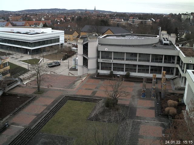 Foto der Webcam: Verwaltungsgeb&auml;ude, Innenhof mit Audimax, H&ouml;rsaal-Geb&auml;ude 1
