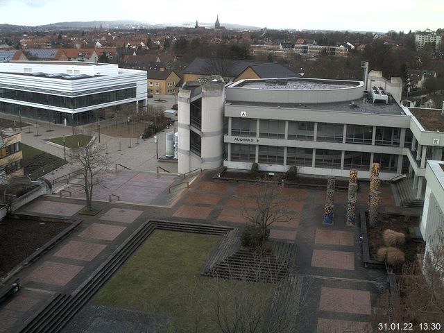 Foto der Webcam: Verwaltungsgeb&auml;ude, Innenhof mit Audimax, H&ouml;rsaal-Geb&auml;ude 1