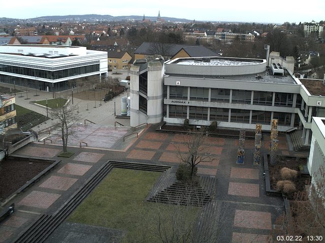 Foto der Webcam: Verwaltungsgeb&auml;ude, Innenhof mit Audimax, H&ouml;rsaal-Geb&auml;ude 1