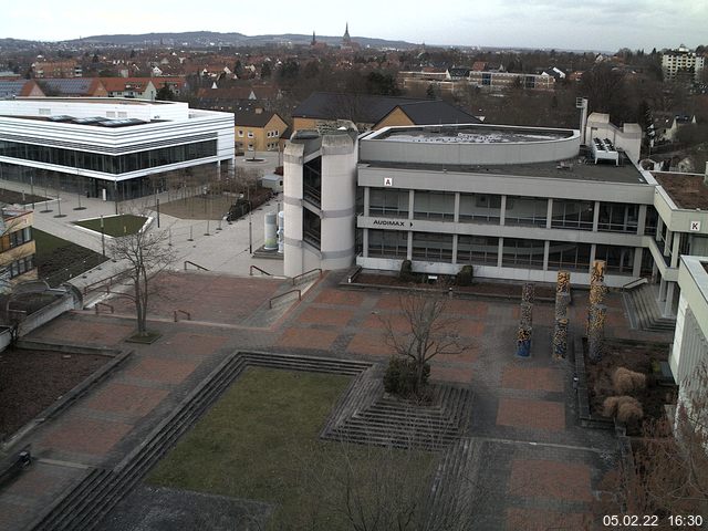 Foto der Webcam: Verwaltungsgeb&auml;ude, Innenhof mit Audimax, H&ouml;rsaal-Geb&auml;ude 1