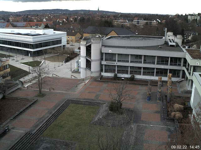 Foto der Webcam: Verwaltungsgeb&auml;ude, Innenhof mit Audimax, H&ouml;rsaal-Geb&auml;ude 1
