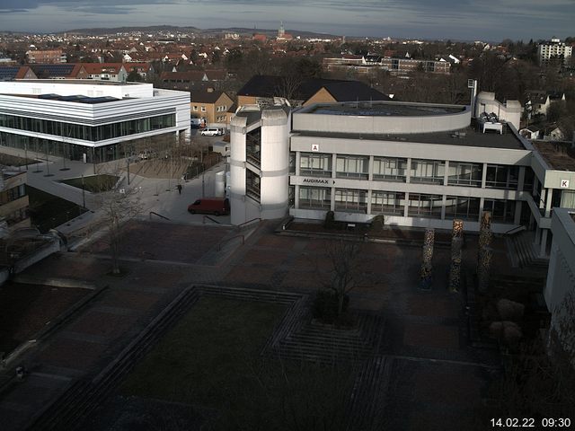 Foto der Webcam: Verwaltungsgeb&auml;ude, Innenhof mit Audimax, H&ouml;rsaal-Geb&auml;ude 1