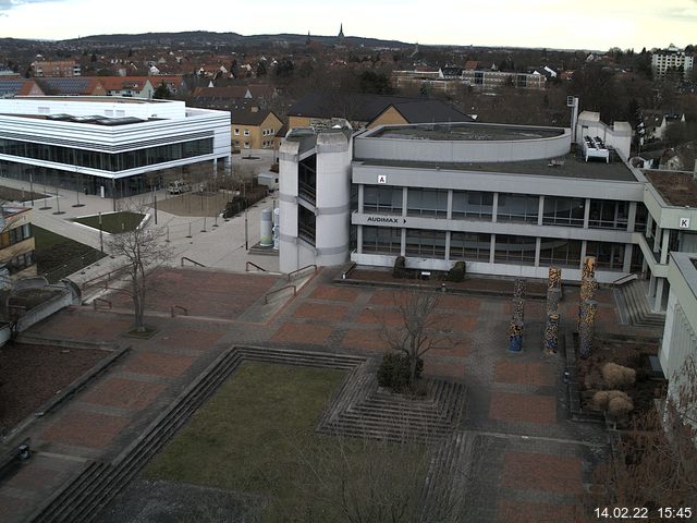 Foto der Webcam: Verwaltungsgeb&auml;ude, Innenhof mit Audimax, H&ouml;rsaal-Geb&auml;ude 1