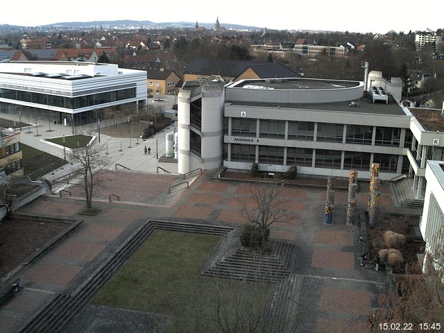 Foto der Webcam: Verwaltungsgeb&auml;ude, Innenhof mit Audimax, H&ouml;rsaal-Geb&auml;ude 1