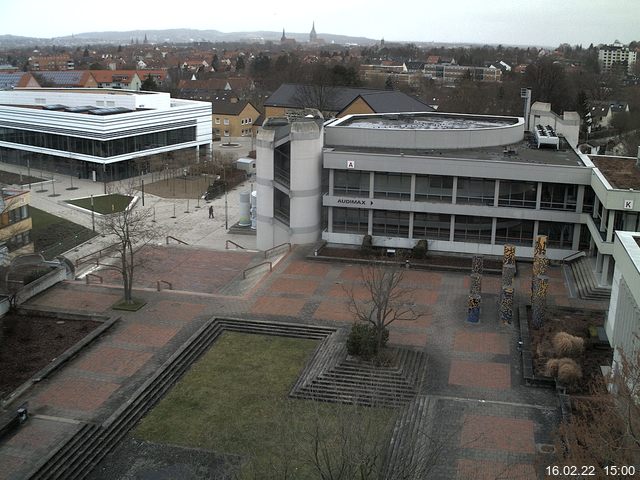 Foto der Webcam: Verwaltungsgeb&auml;ude, Innenhof mit Audimax, H&ouml;rsaal-Geb&auml;ude 1