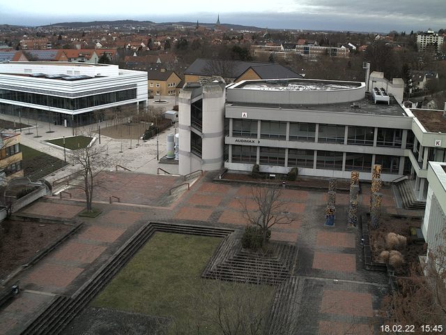 Foto der Webcam: Verwaltungsgeb&auml;ude, Innenhof mit Audimax, H&ouml;rsaal-Geb&auml;ude 1